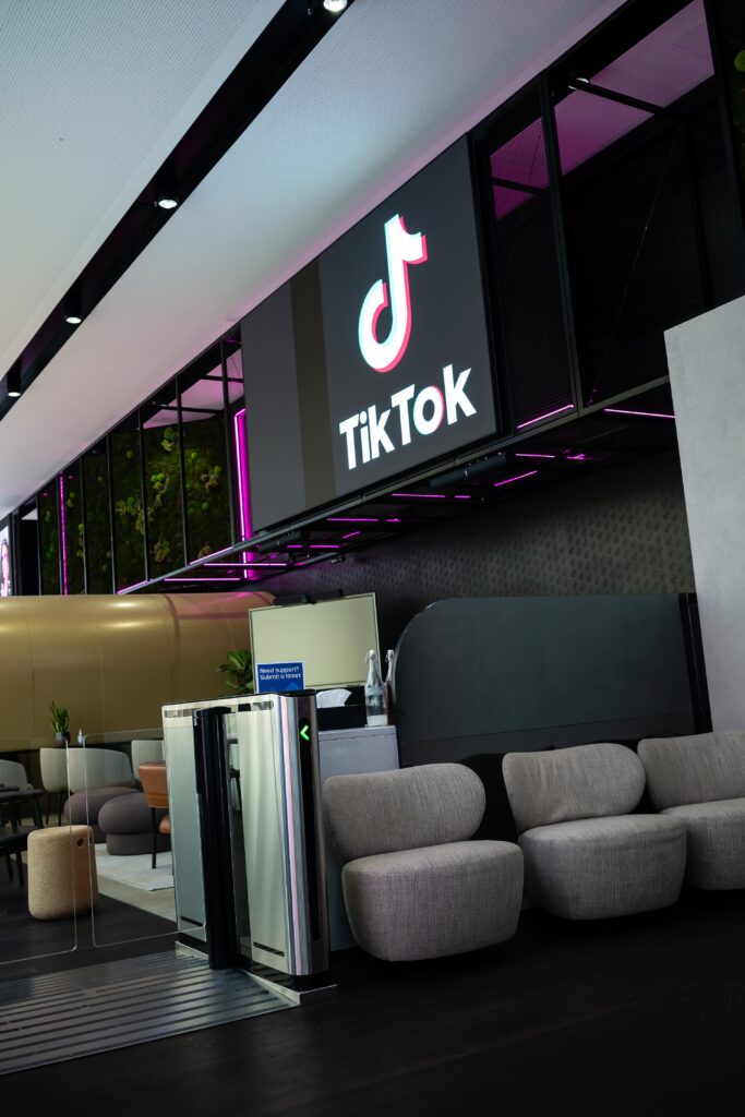 Gravitas Q TikTok Creator Day 101 How to Grow on TikTok LIVE